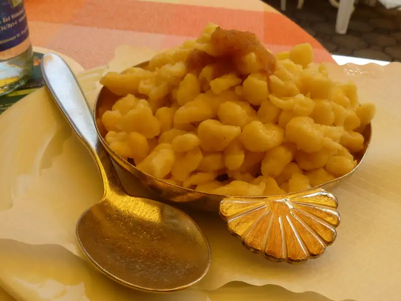 Spätzle suábicos, feitos em casa